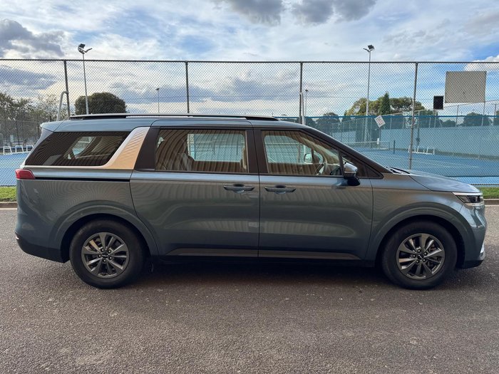 2023 Kia Carnival S
