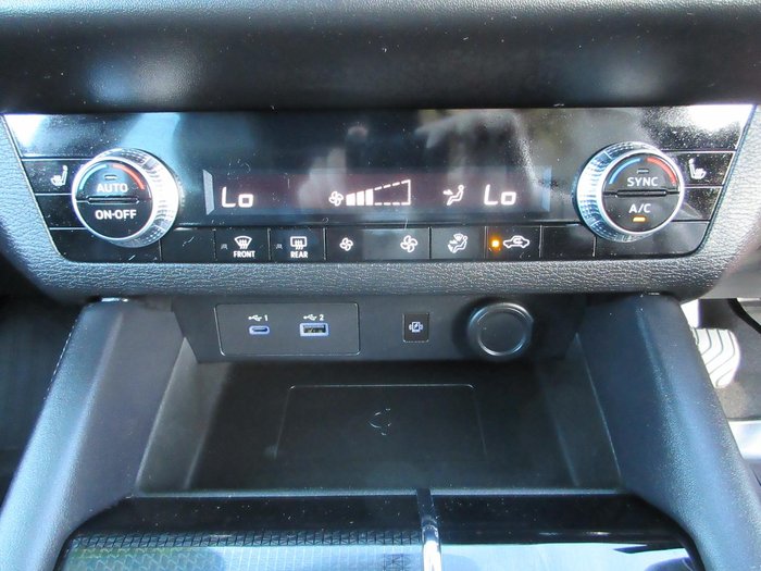 2023 Mitsubishi Outlander LS Black Edition