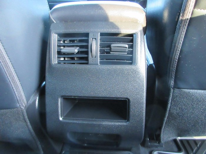 2023 Mitsubishi Outlander LS Black Edition