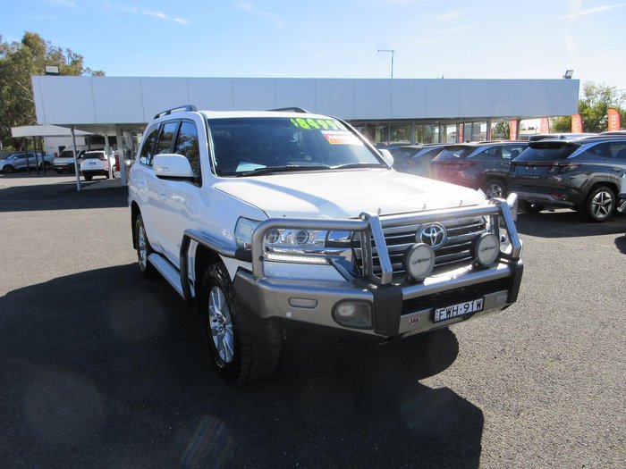 2016 Toyota Landcruiser VX