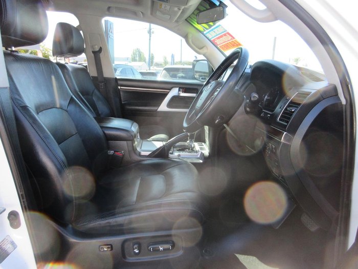 2016 Toyota Landcruiser VX