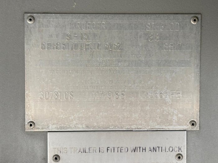 2015 Krueger 24P Straight Red