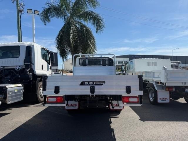 2025 Isuzu N Series NNR
