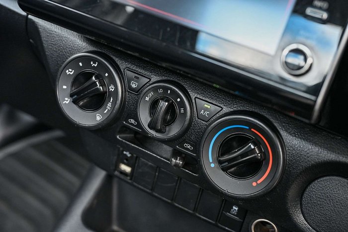 2022 Toyota Hilux Workmate