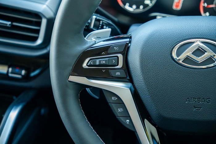 2025 LDV D90 Executive