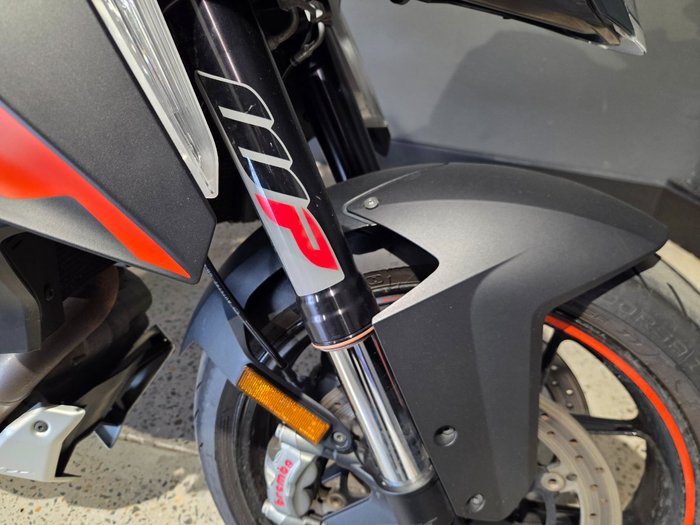 2017 Ktm 1290 SUPER DUKE GT SILVER