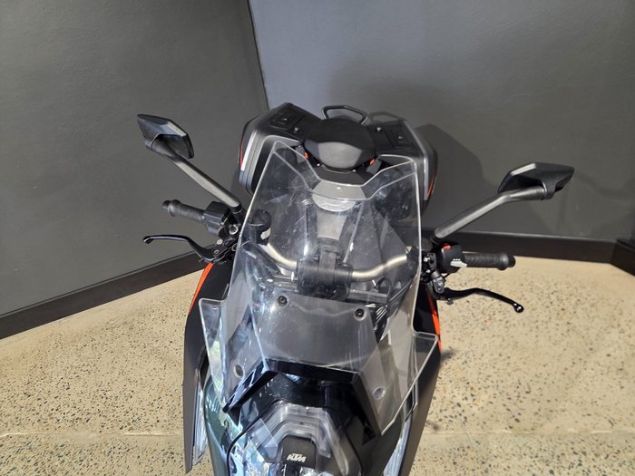 2017 Ktm 1290 SUPER DUKE GT SILVER