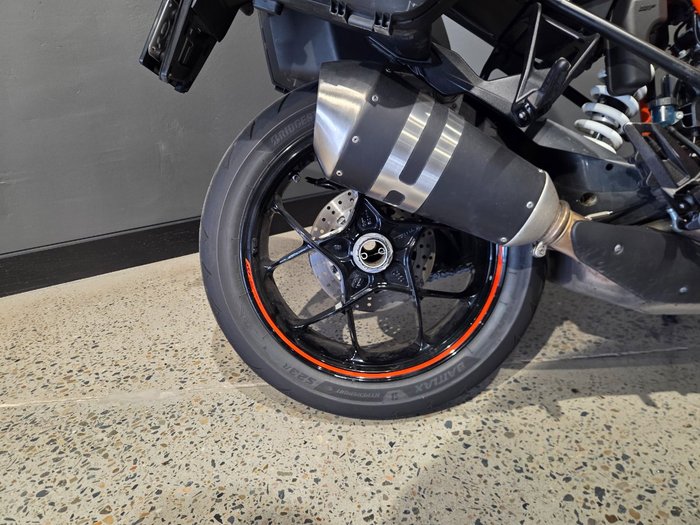 2017 Ktm 1290 SUPER DUKE GT SILVER