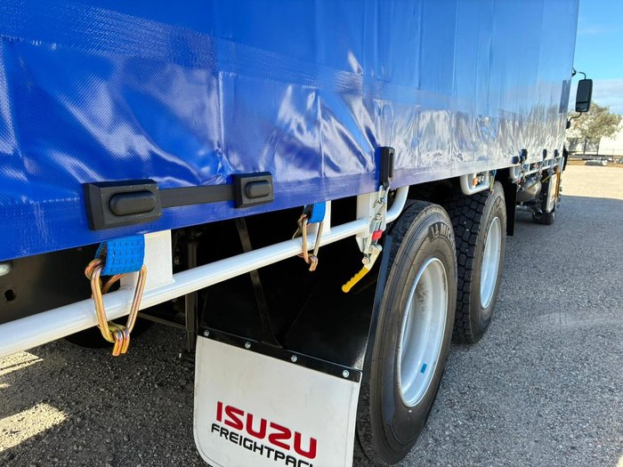 2026 Isuzu F Series FVL 260-300 Freightpack