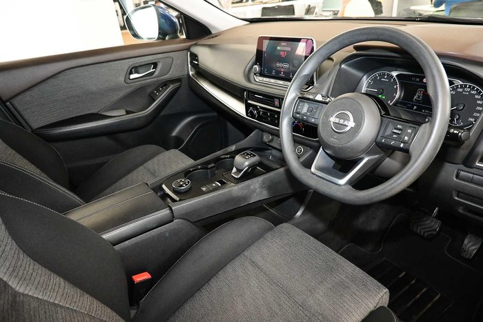 2024 Nissan X-TRAIL ST