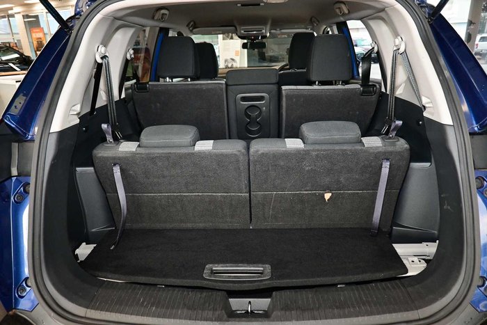 2024 Nissan X-TRAIL ST