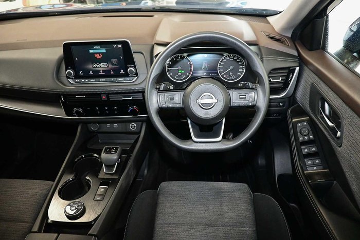 2024 Nissan X-TRAIL ST