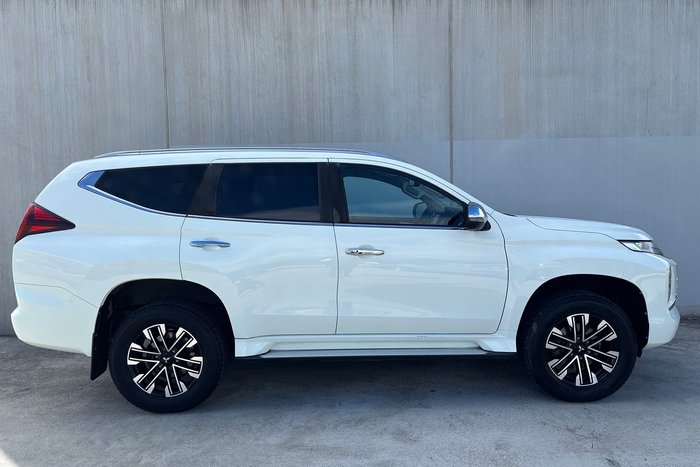 2019 Mitsubishi Pajero Sport Exceed