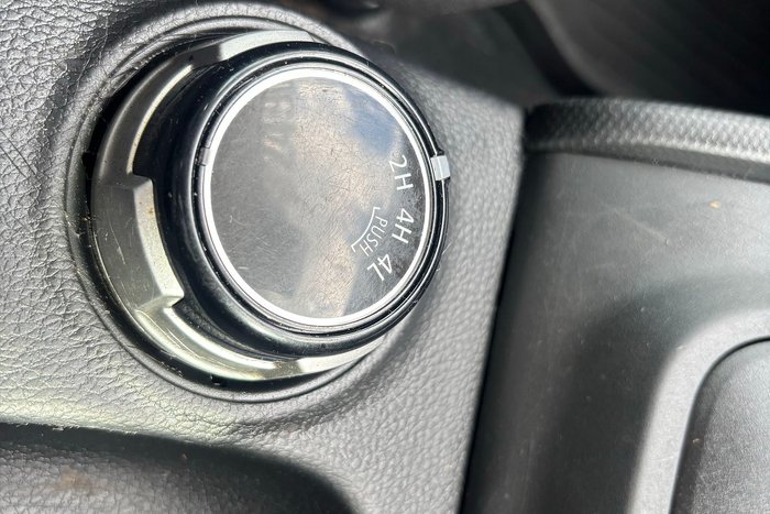 2021 Mitsubishi Triton GLX