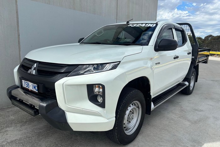 2021 Mitsubishi Triton GLX