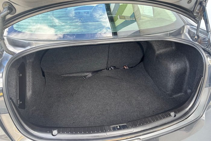 2012 Mazda 3 Neo