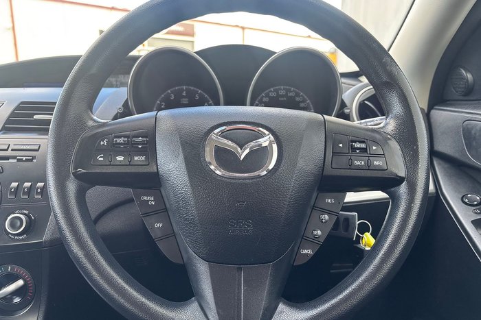 2012 Mazda 3 Neo