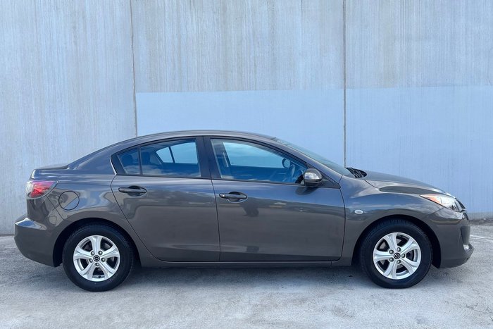 2012 Mazda 3 Neo