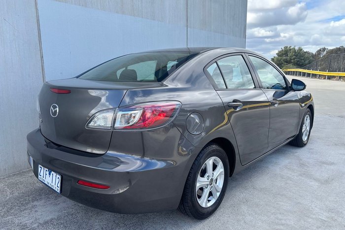 2012 Mazda 3 Neo