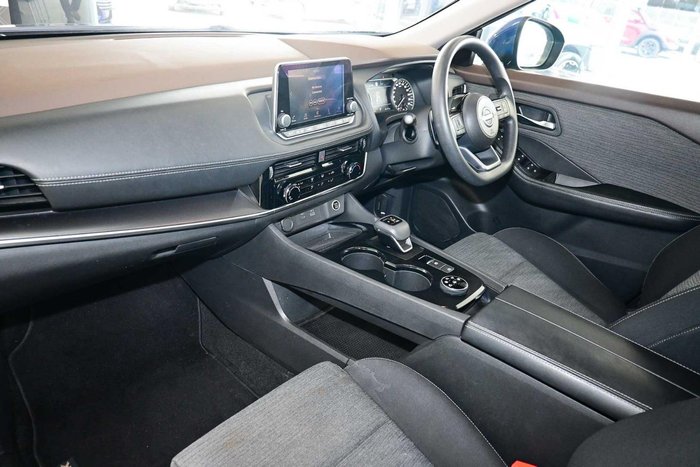 2024 Nissan X-TRAIL ST