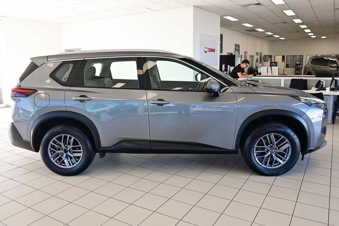 2023 Nissan X-TRAIL ST