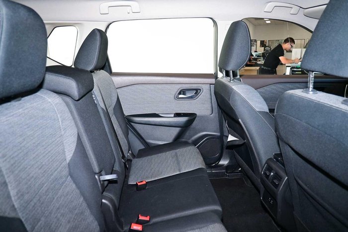 2023 Nissan X-TRAIL ST