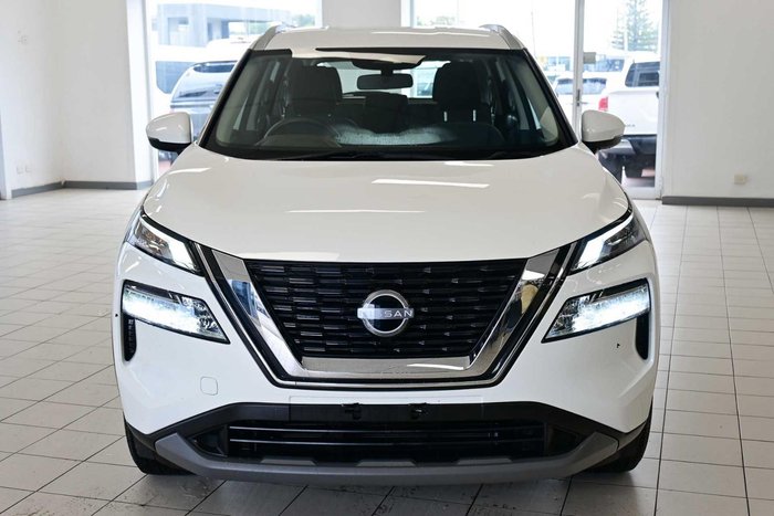 2023 Nissan X-TRAIL ST