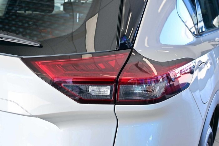 2024 Nissan X-TRAIL ST