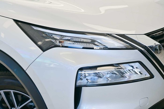 2024 Nissan X-TRAIL ST