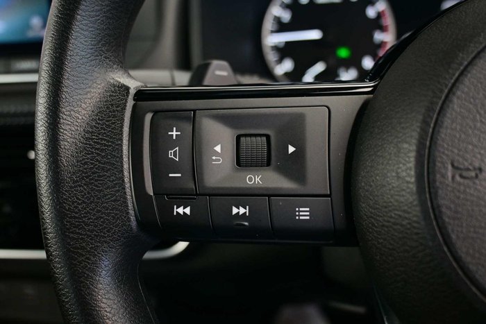 2024 Nissan X-TRAIL ST
