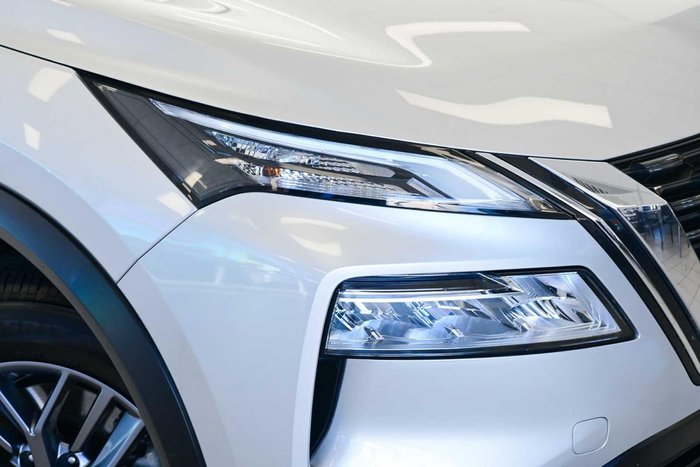 2024 Nissan X-TRAIL ST