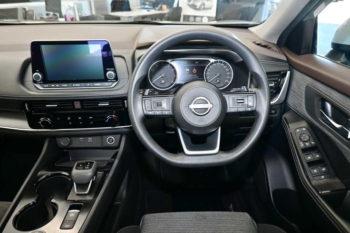 2024 Nissan X-TRAIL ST