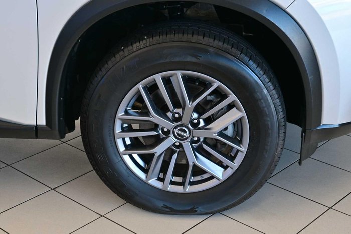 2024 Nissan X-TRAIL ST
