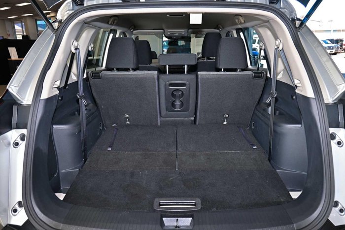 2024 Nissan X-TRAIL ST