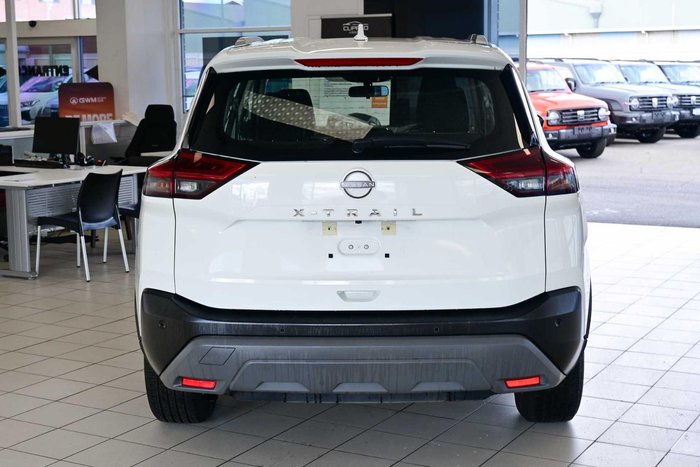 2024 Nissan X-TRAIL ST