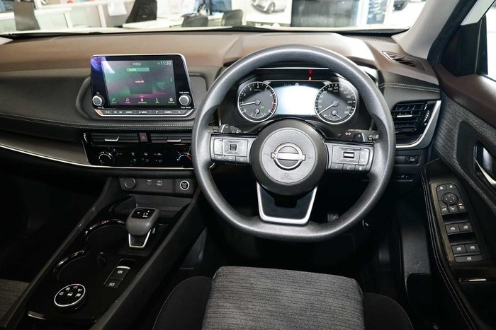2024 Nissan X-TRAIL ST