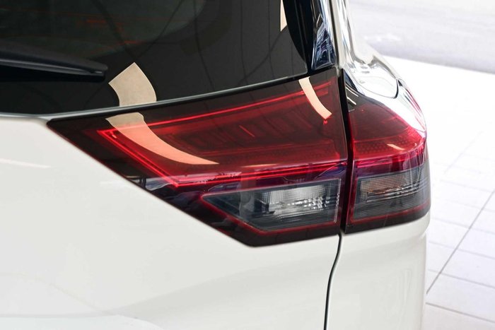 2024 Nissan X-TRAIL ST