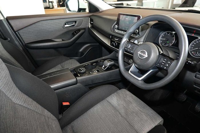 2024 Nissan X-TRAIL ST