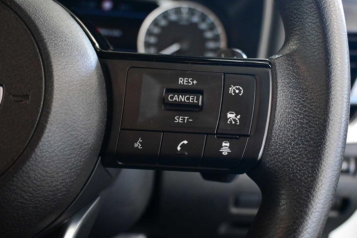 2024 Nissan X-TRAIL ST