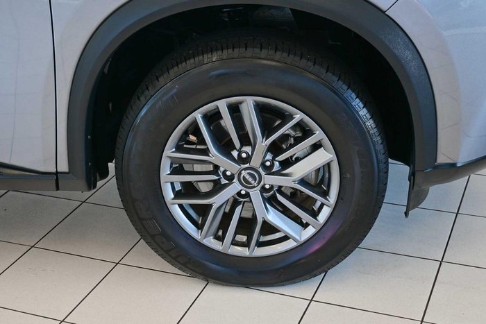 2024 Nissan X-TRAIL ST