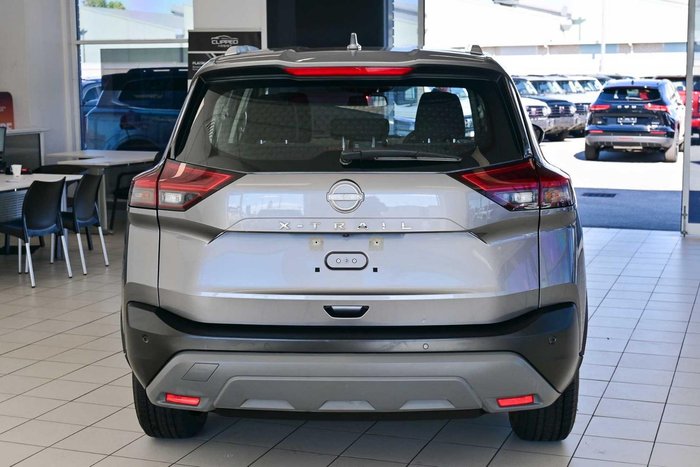 2024 Nissan X-TRAIL ST