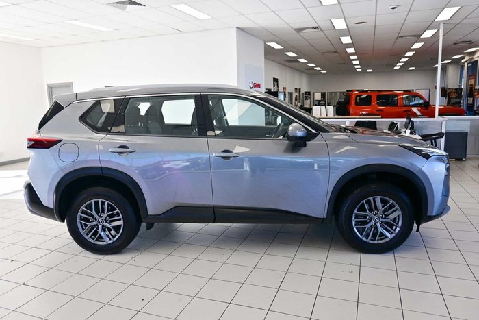 2024 Nissan X-TRAIL ST