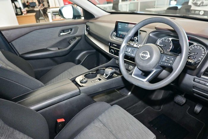 2024 Nissan X-TRAIL ST