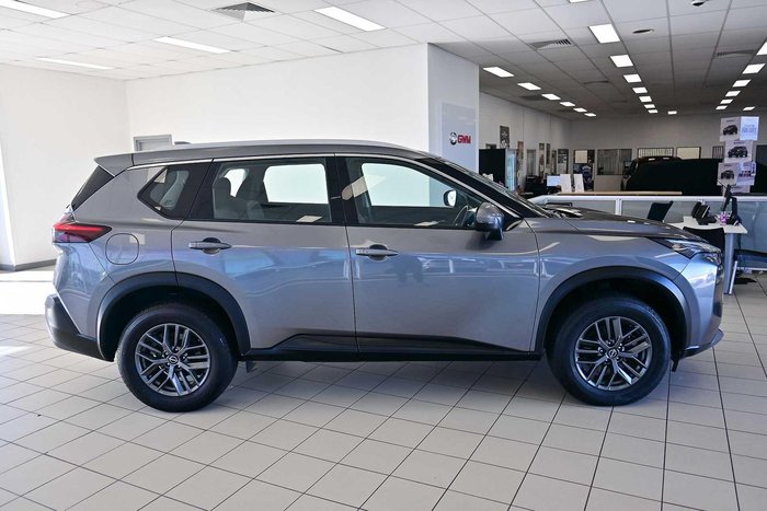 2024 Nissan X-TRAIL ST