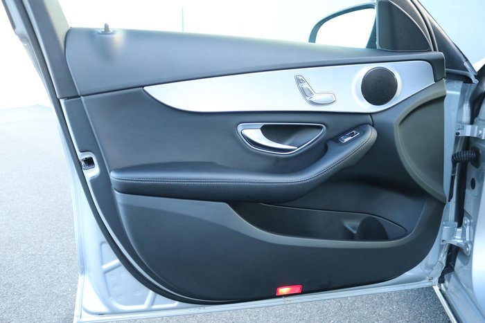 2019 Mercedes-Benz C-Class C300