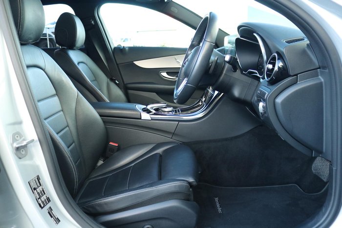 2019 Mercedes-Benz C-Class C300