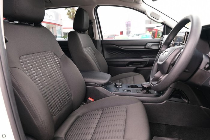 2026 Ford Everest Ambiente