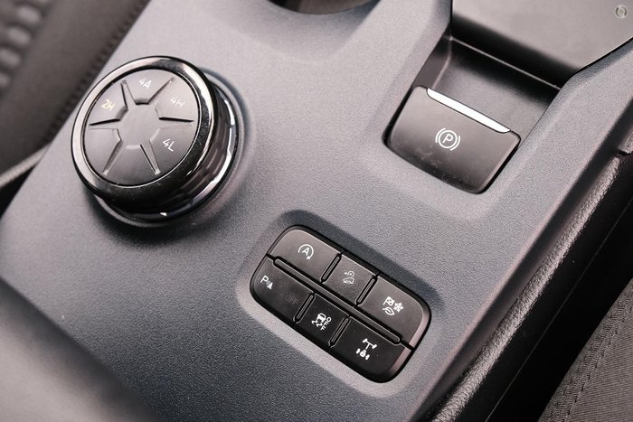 2026 Ford Everest Ambiente