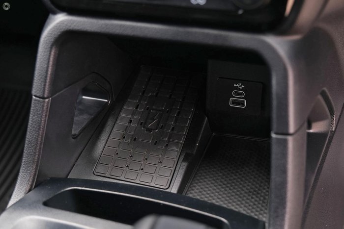 2026 Ford Everest Ambiente