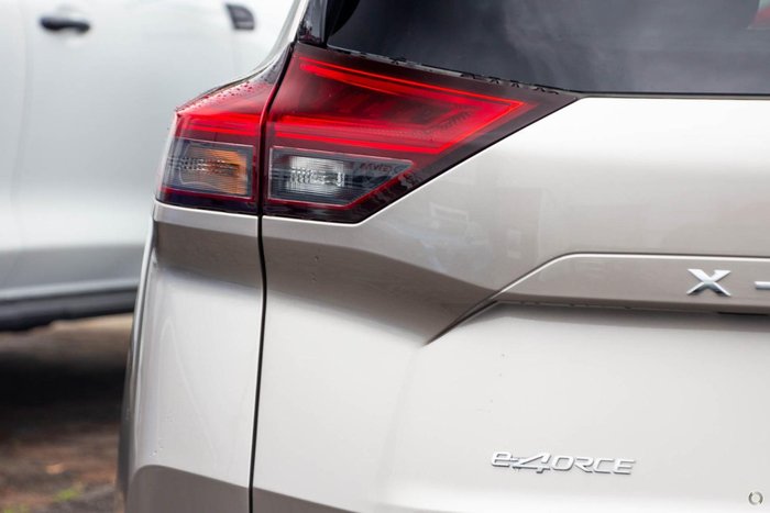 2025 Nissan X-TRAIL ST-L e-POWER